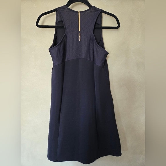 Decathlon | Tennis Soft Dress Dry, Size M - Picture 4 of 8